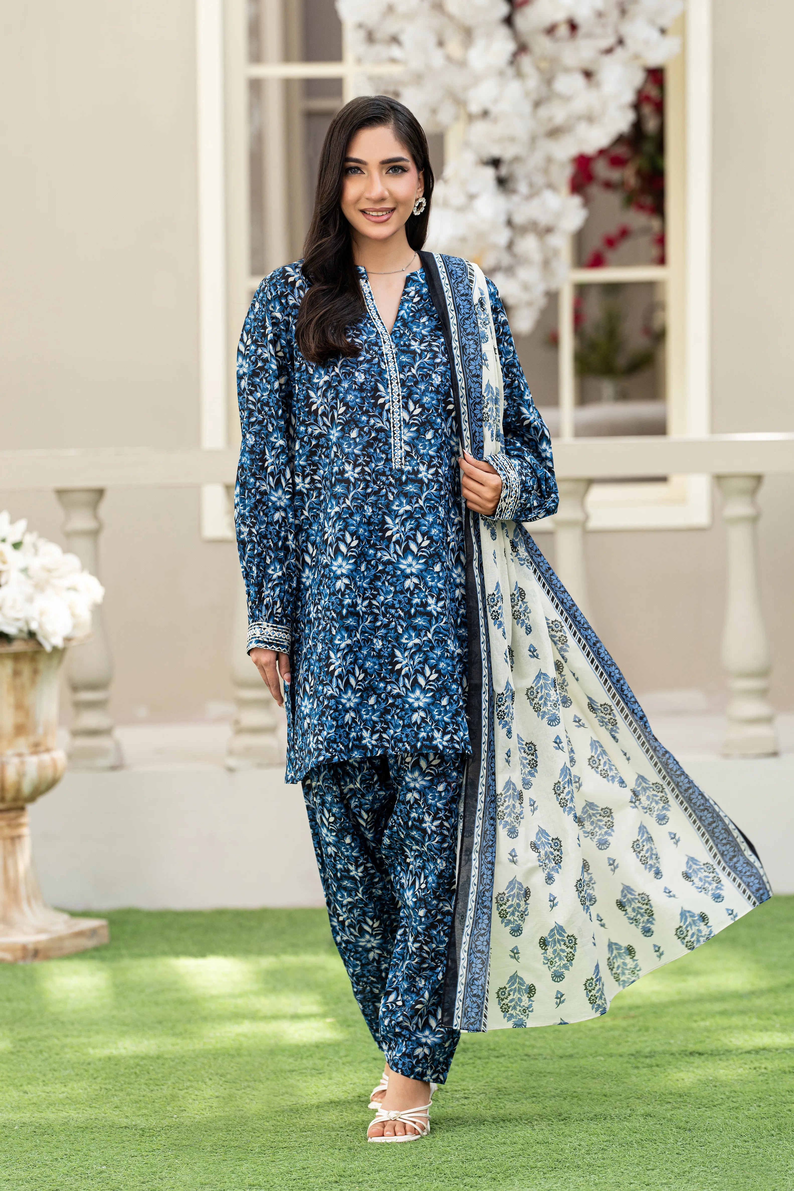 Midnight Bloom Lawn Set