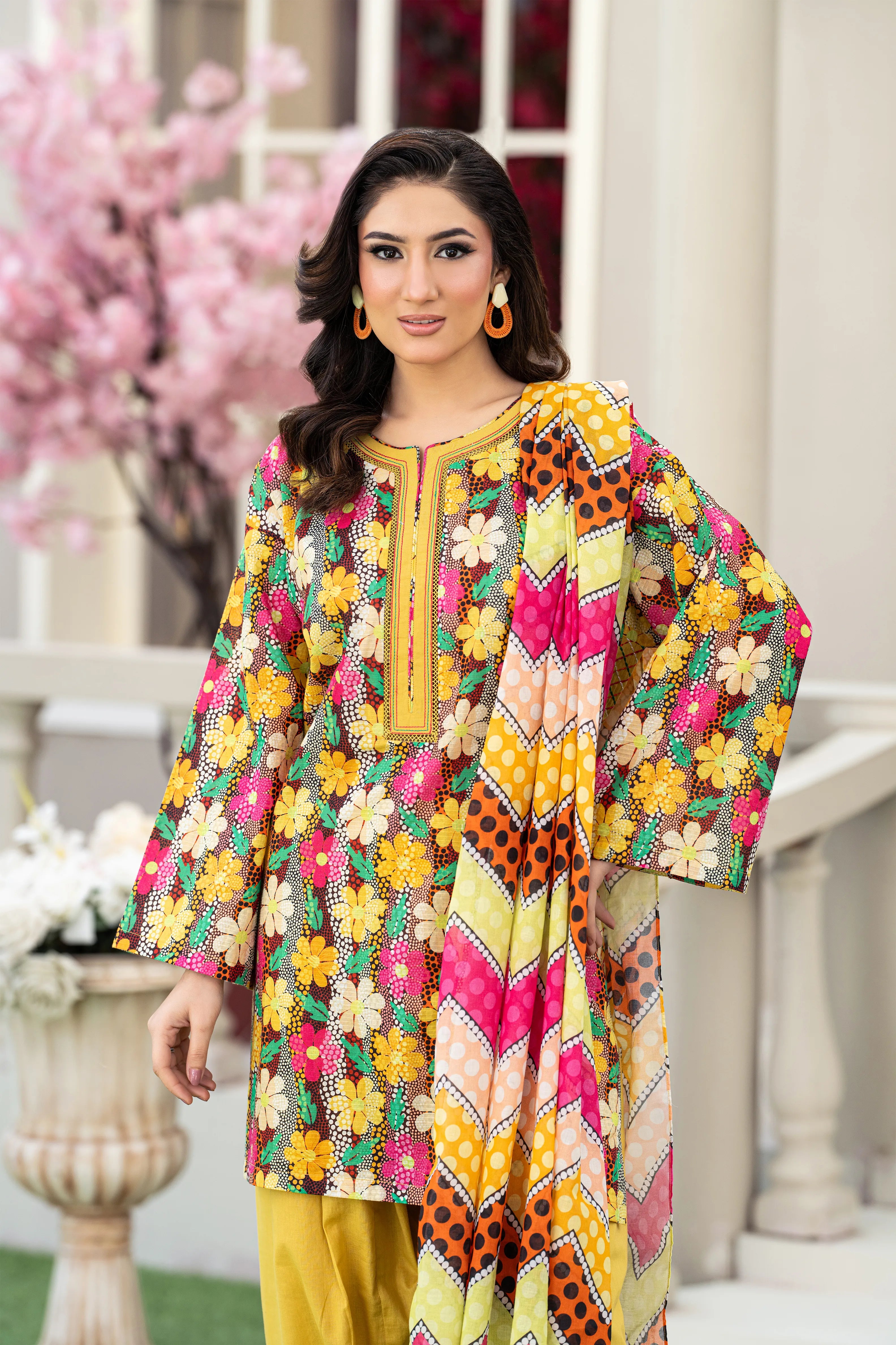 Sunshine Bloom Lawn Set