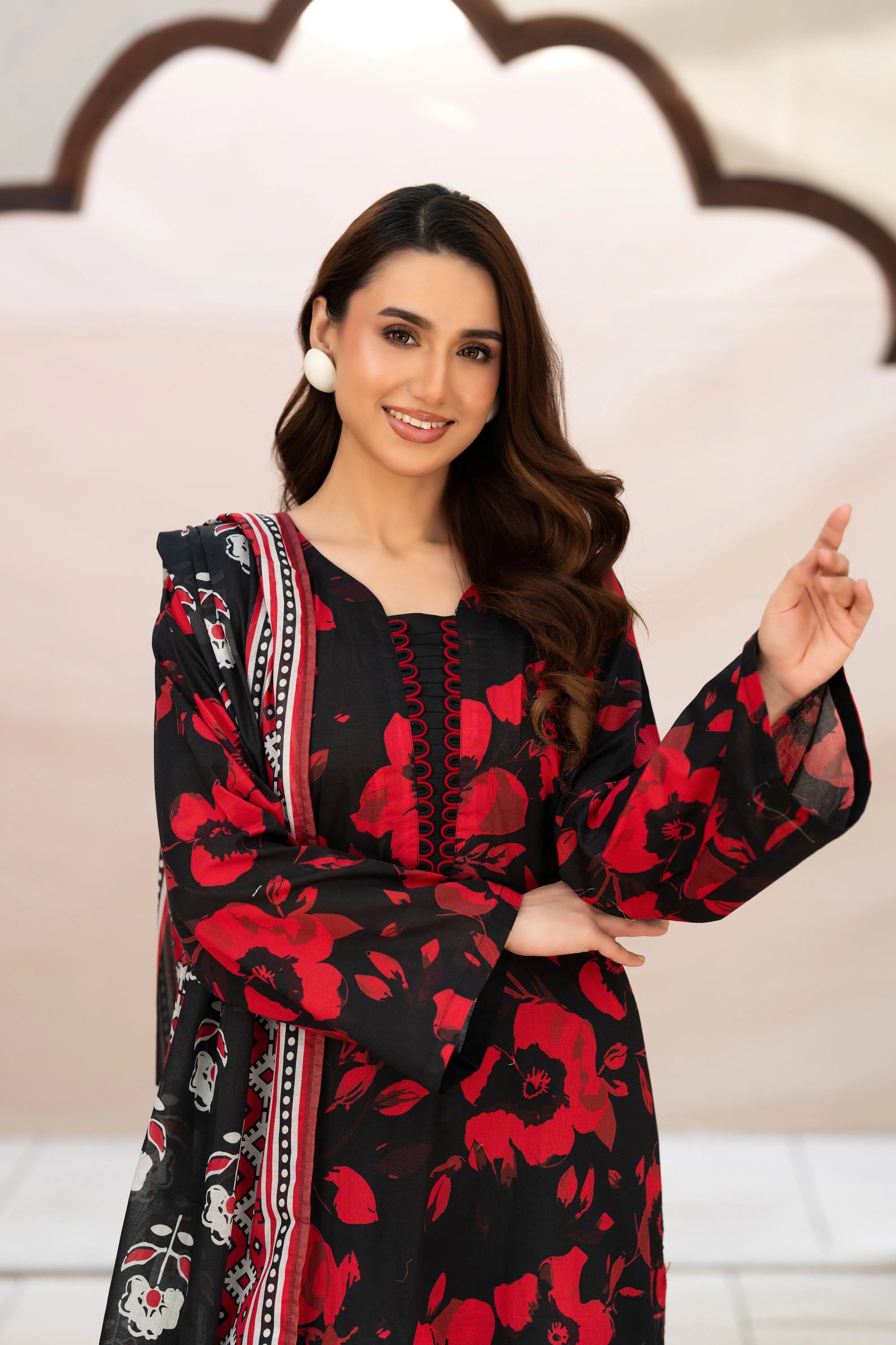 Midnight Rose Lawn Set
