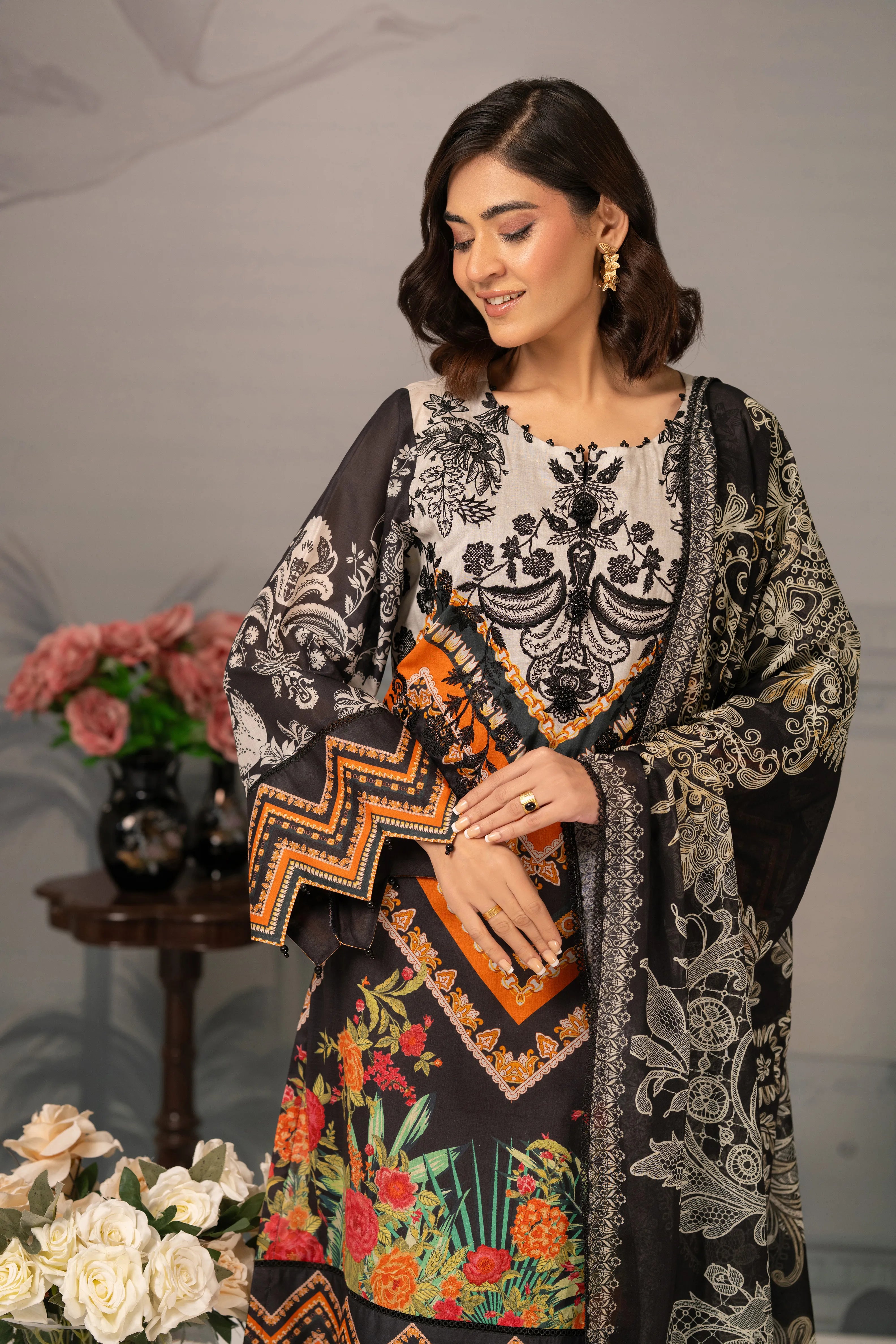 Noir Elegance – 3PC Luxury Lawn