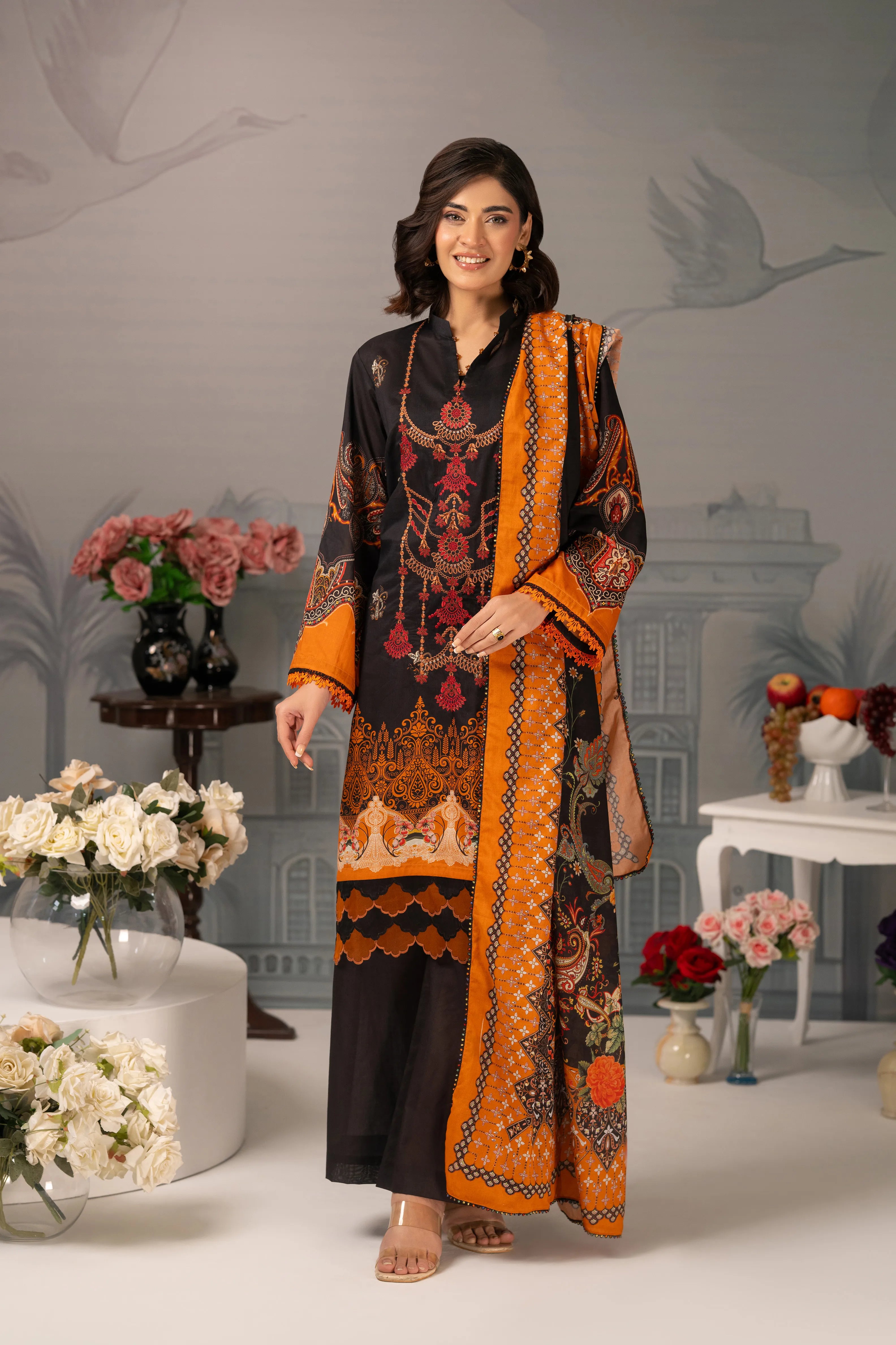 Midnight Amber – 3PC Luxury Lawn