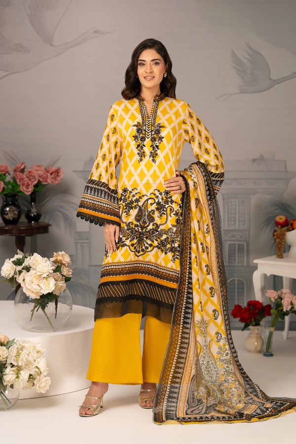Golden Noir Embroidered Lawn 3PC