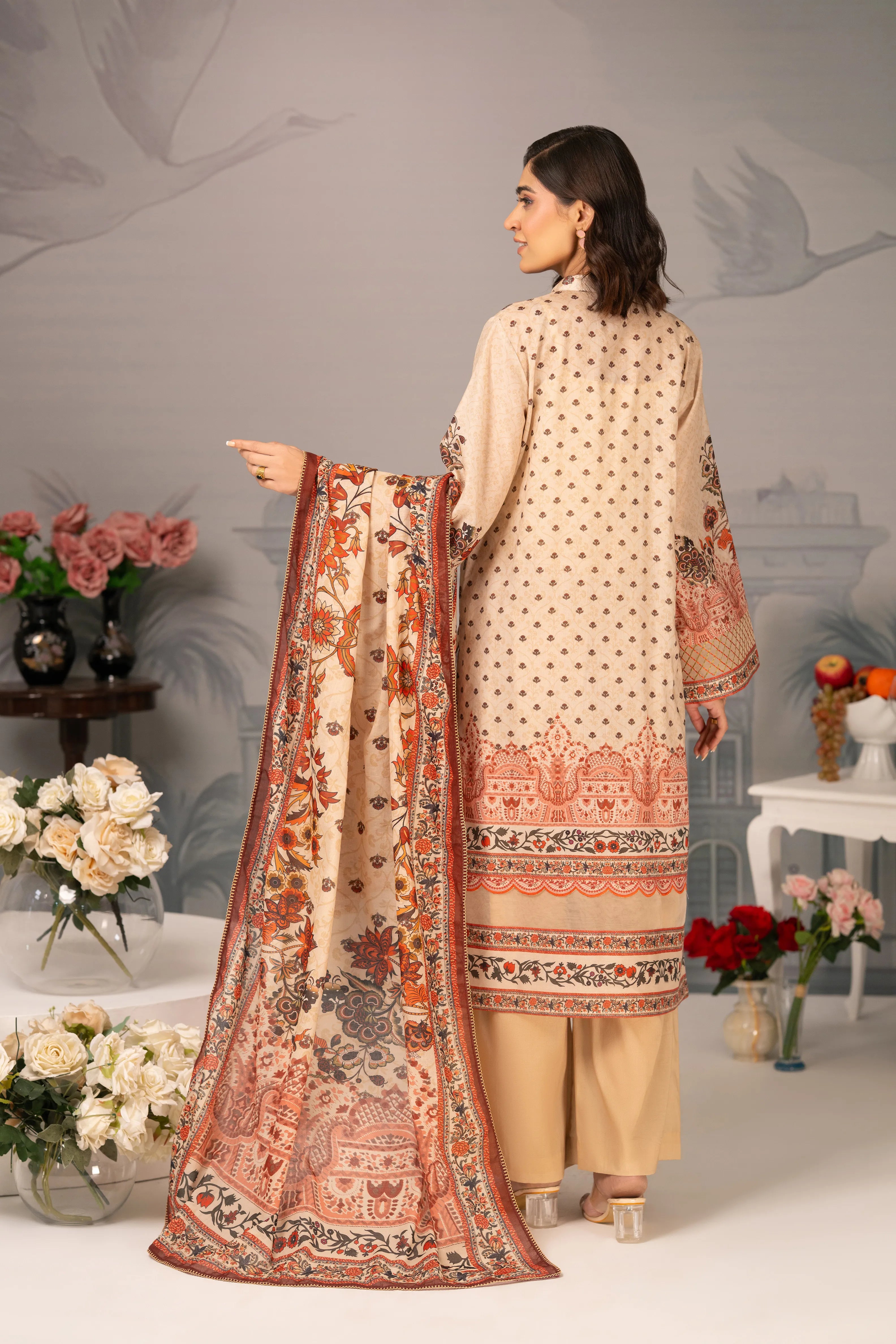 Noor Beige Printed Lawn 3 Piece Suit
