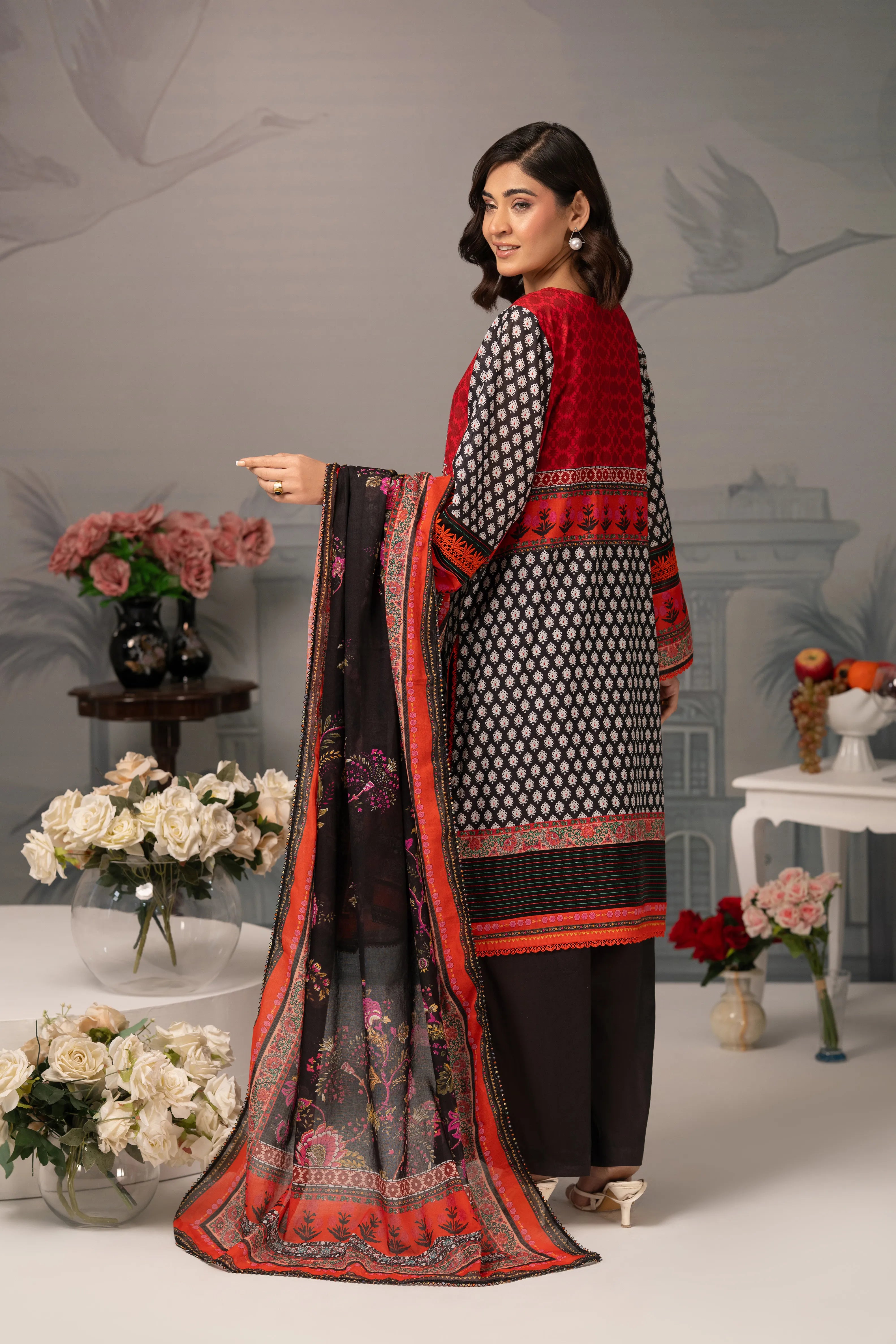 Crimson Elegance – 3PC Luxury Lawn