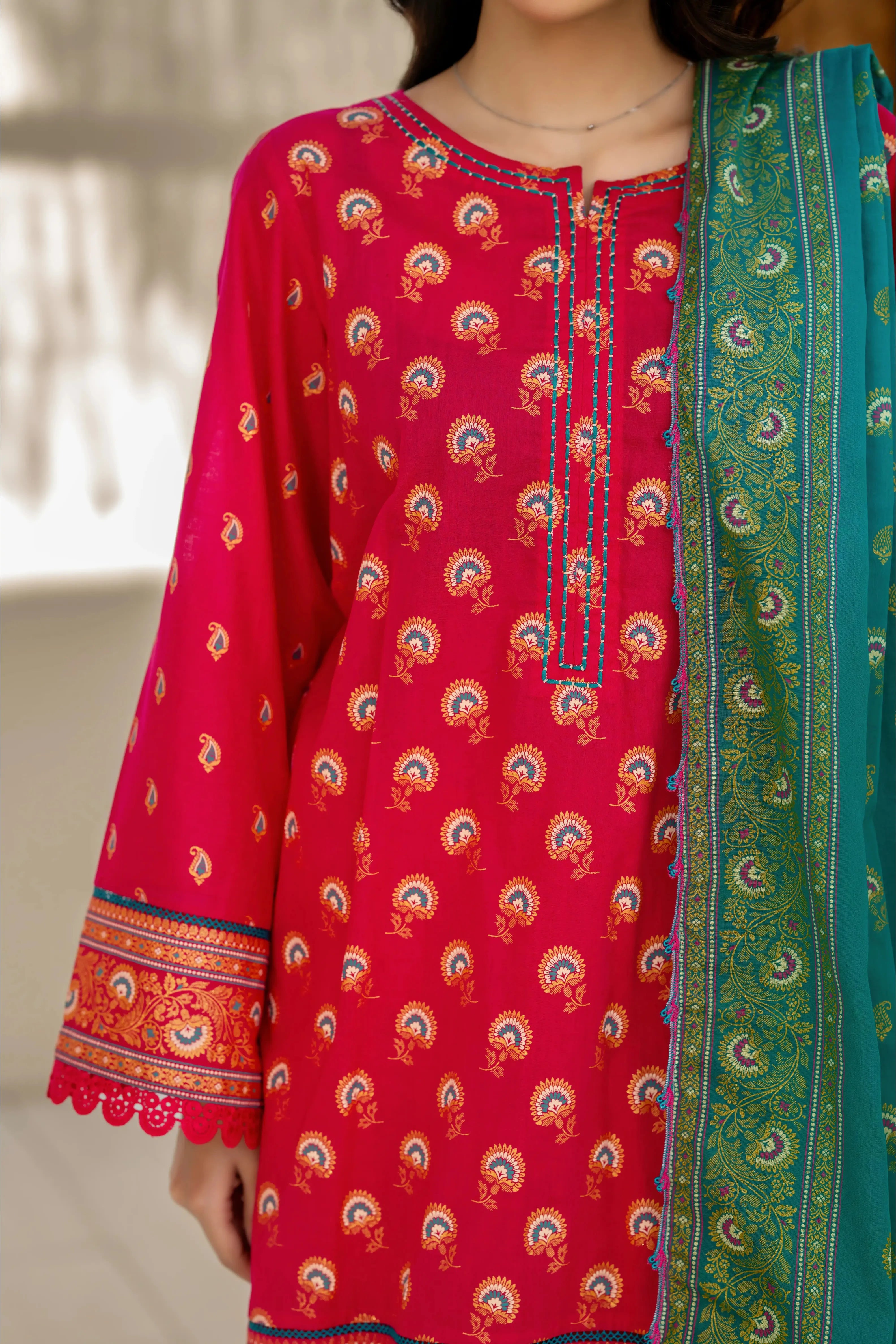 Red Printed Suit with Green Contrast Dupatta – 3 Piece