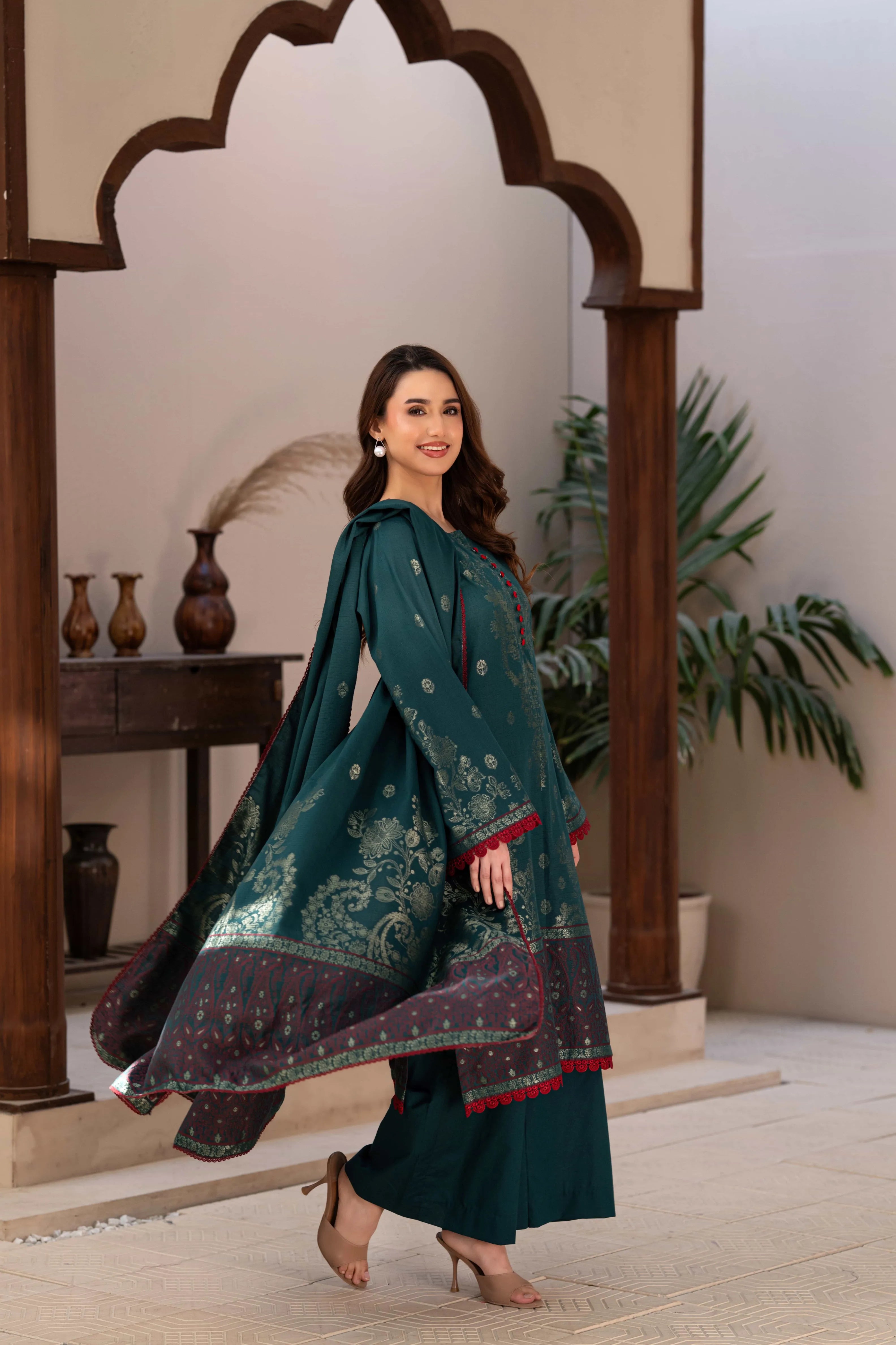 3 Pc Unstitched Premium Jacquard Lawn Teal Green Suit