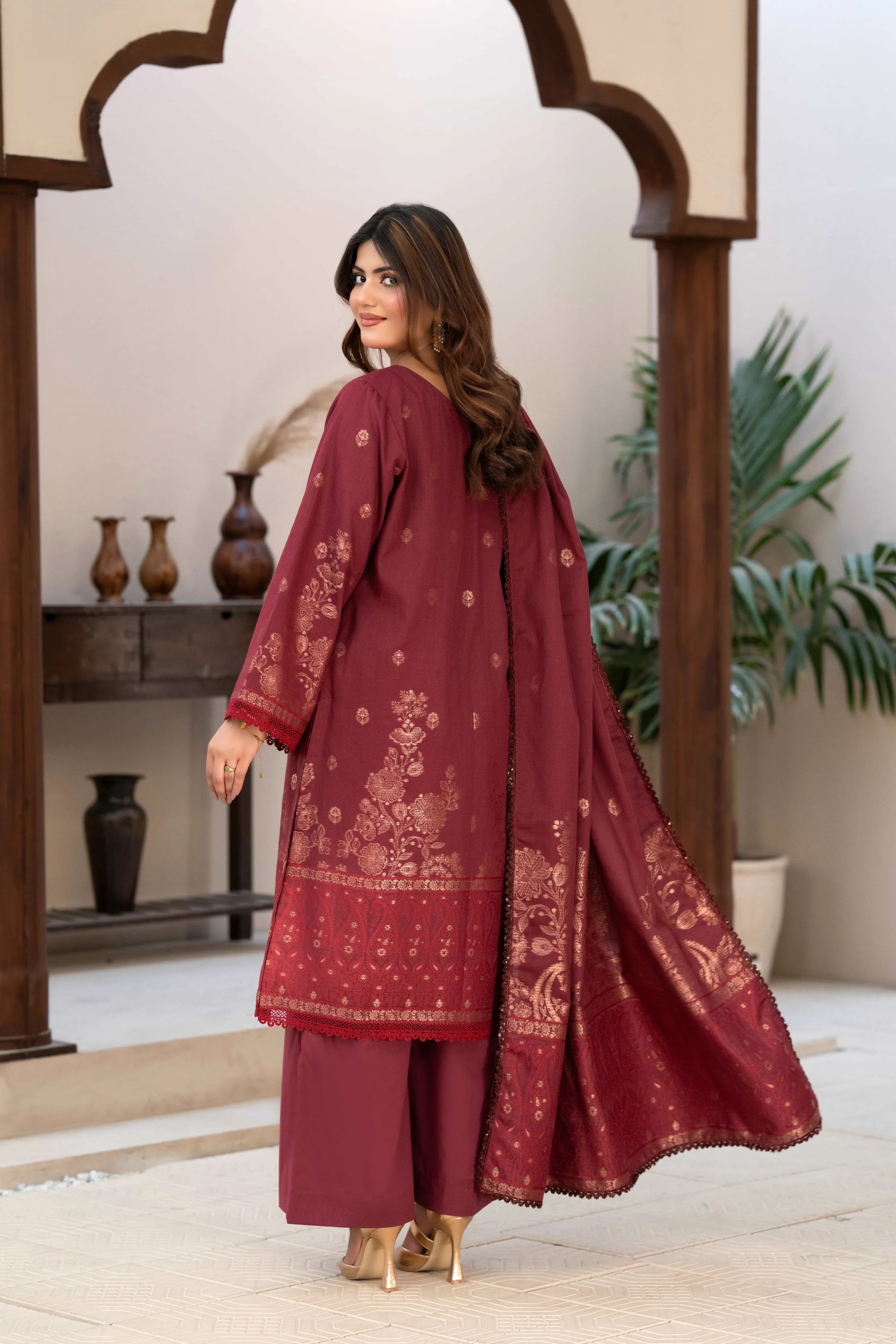 3 Pc Unstitched Premium Jacquard Lawn Maroon Suit