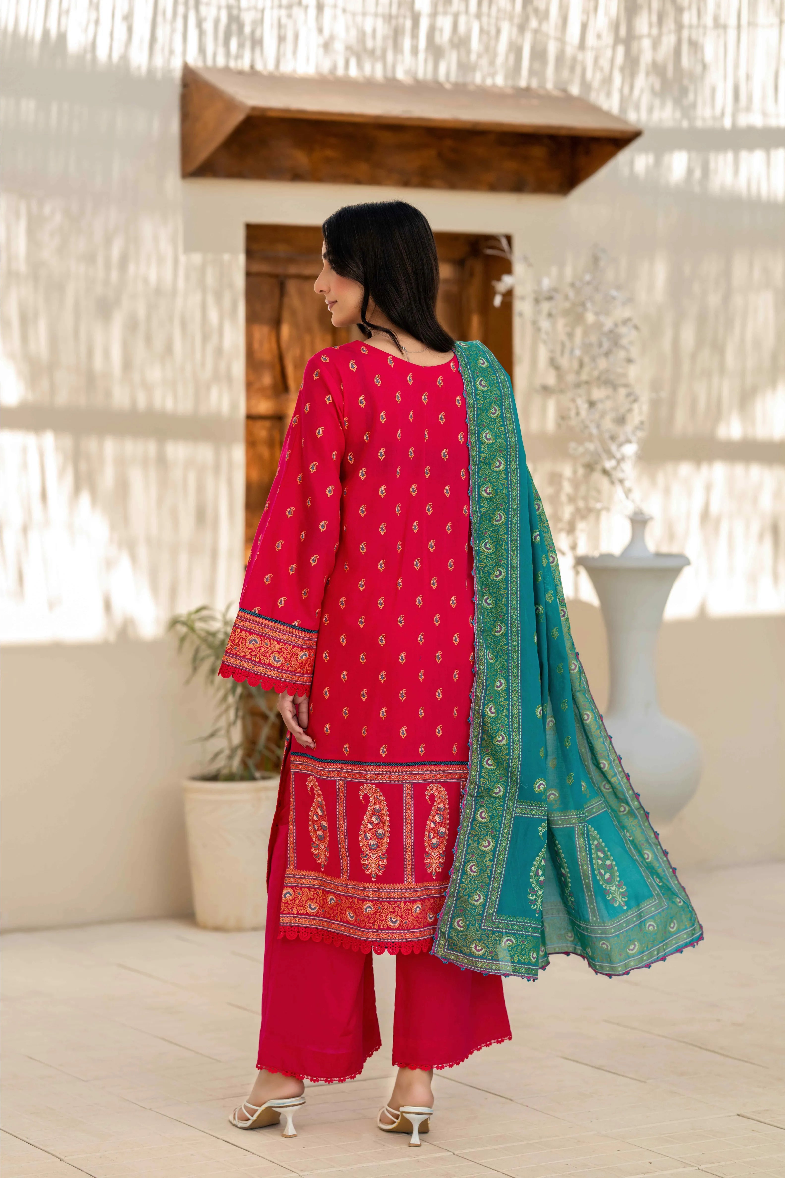 Red Printed Suit with Green Contrast Dupatta – 3 Piece
