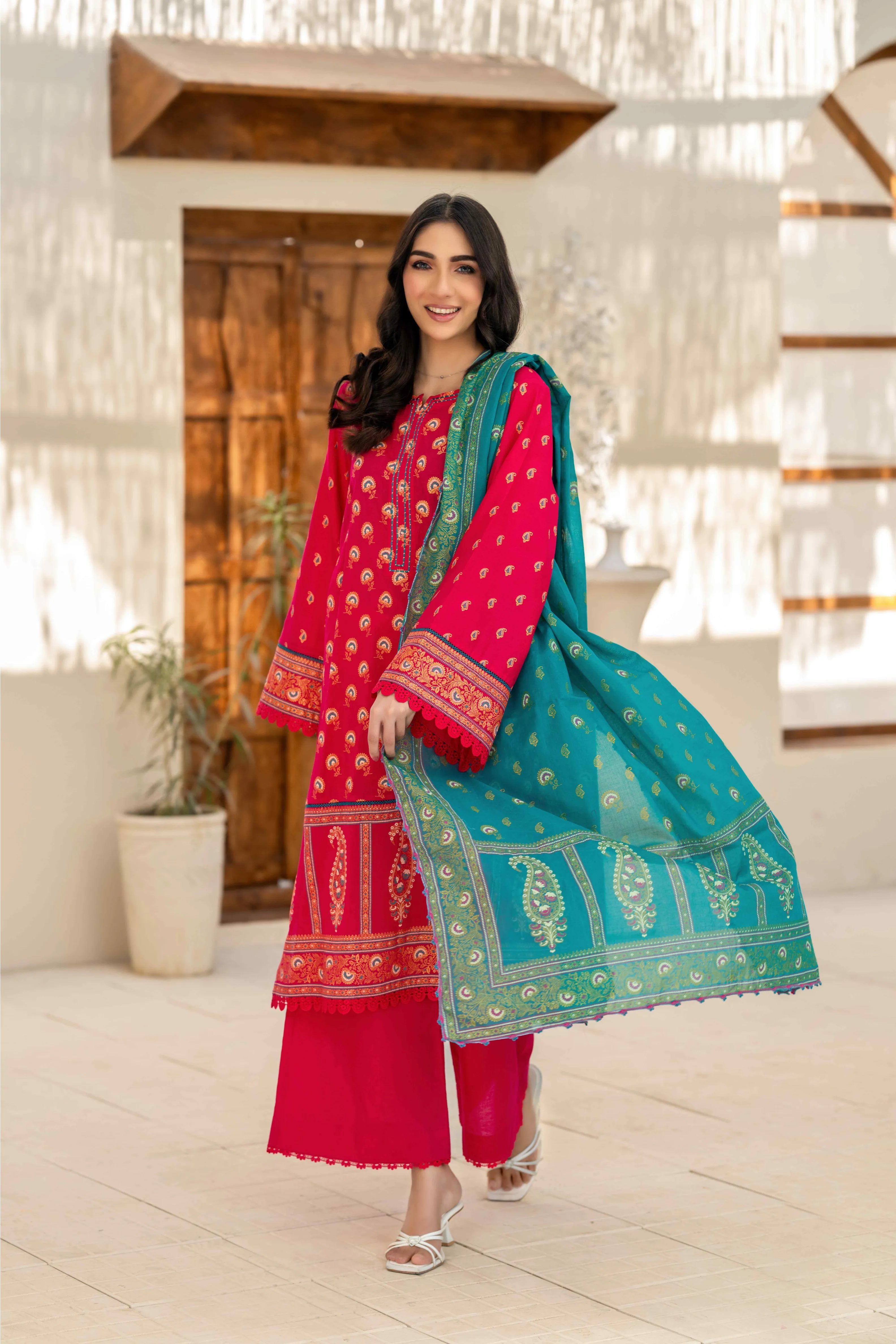 Red Printed Suit with Green Contrast Dupatta – 3 Piece